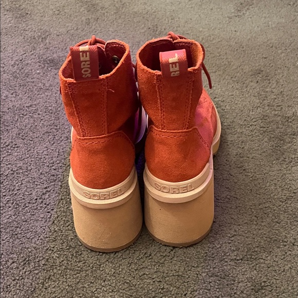 Sorel Orange Lace-Up Women's Boots - Picture 4 of 6